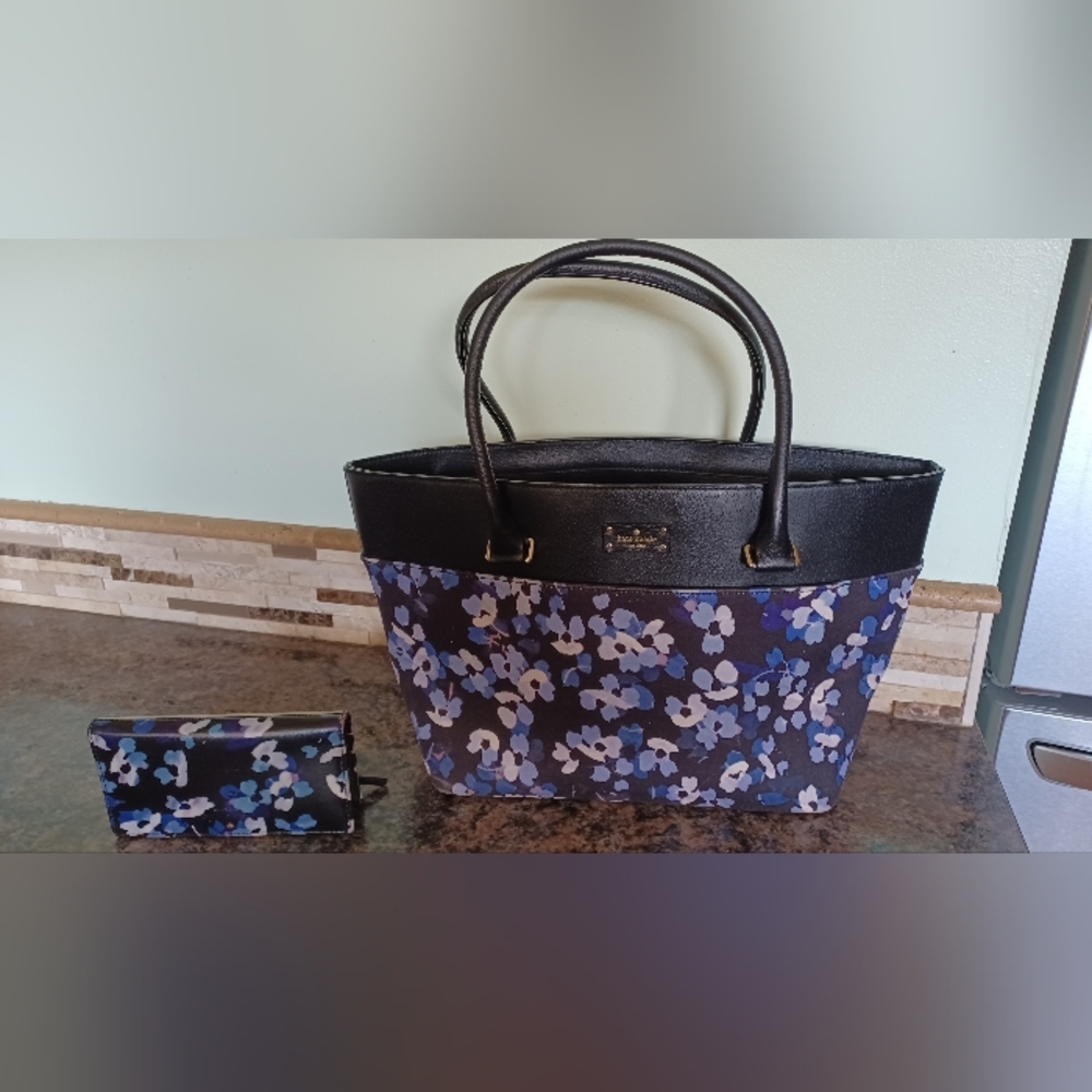 Kate Spade purse and wallet matching